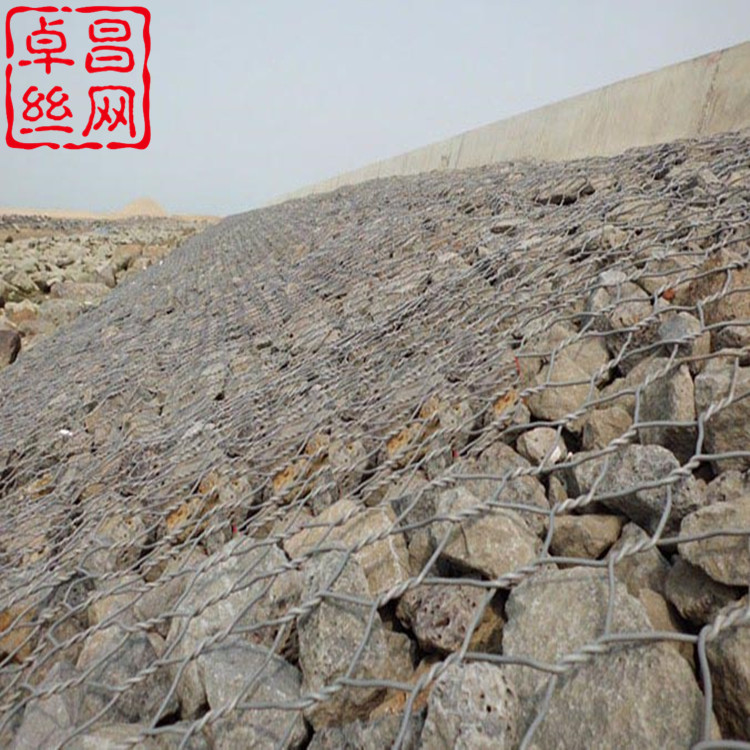 談?wù)勈\網(wǎng)材質(zhì)表面處理石籠網(wǎng)的規(guī)格尺寸